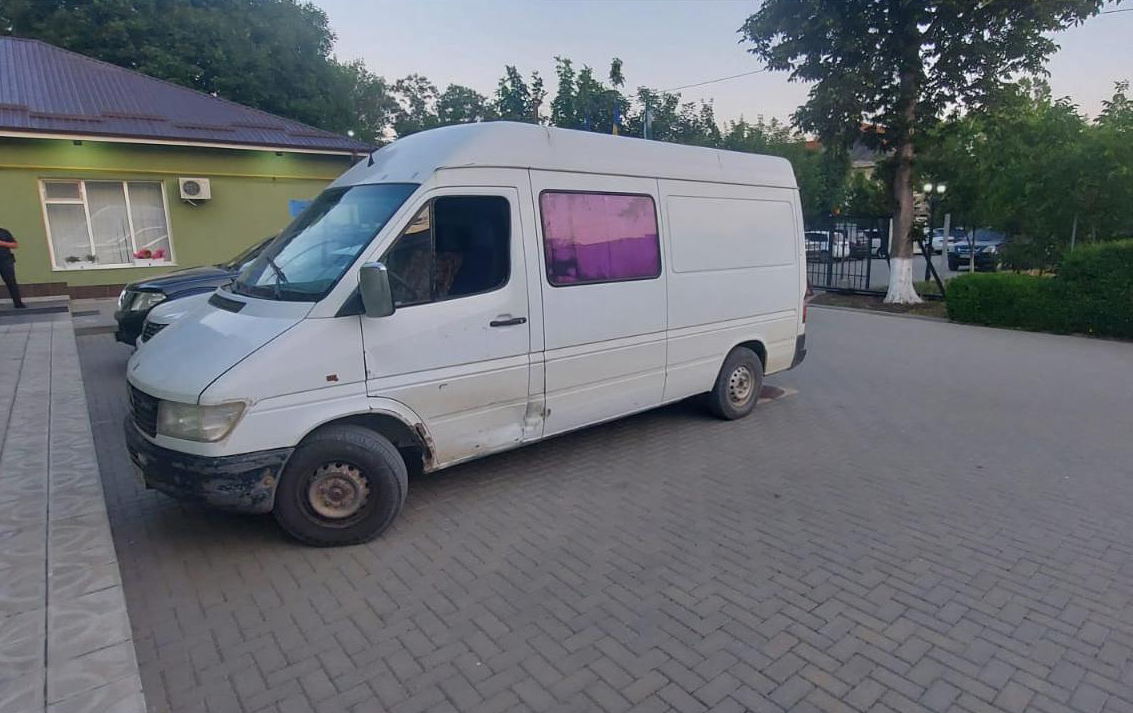 FOTO// Captură nocturnă de țigări de contrabandă, la sud, în sumă de peste 800 000 lei